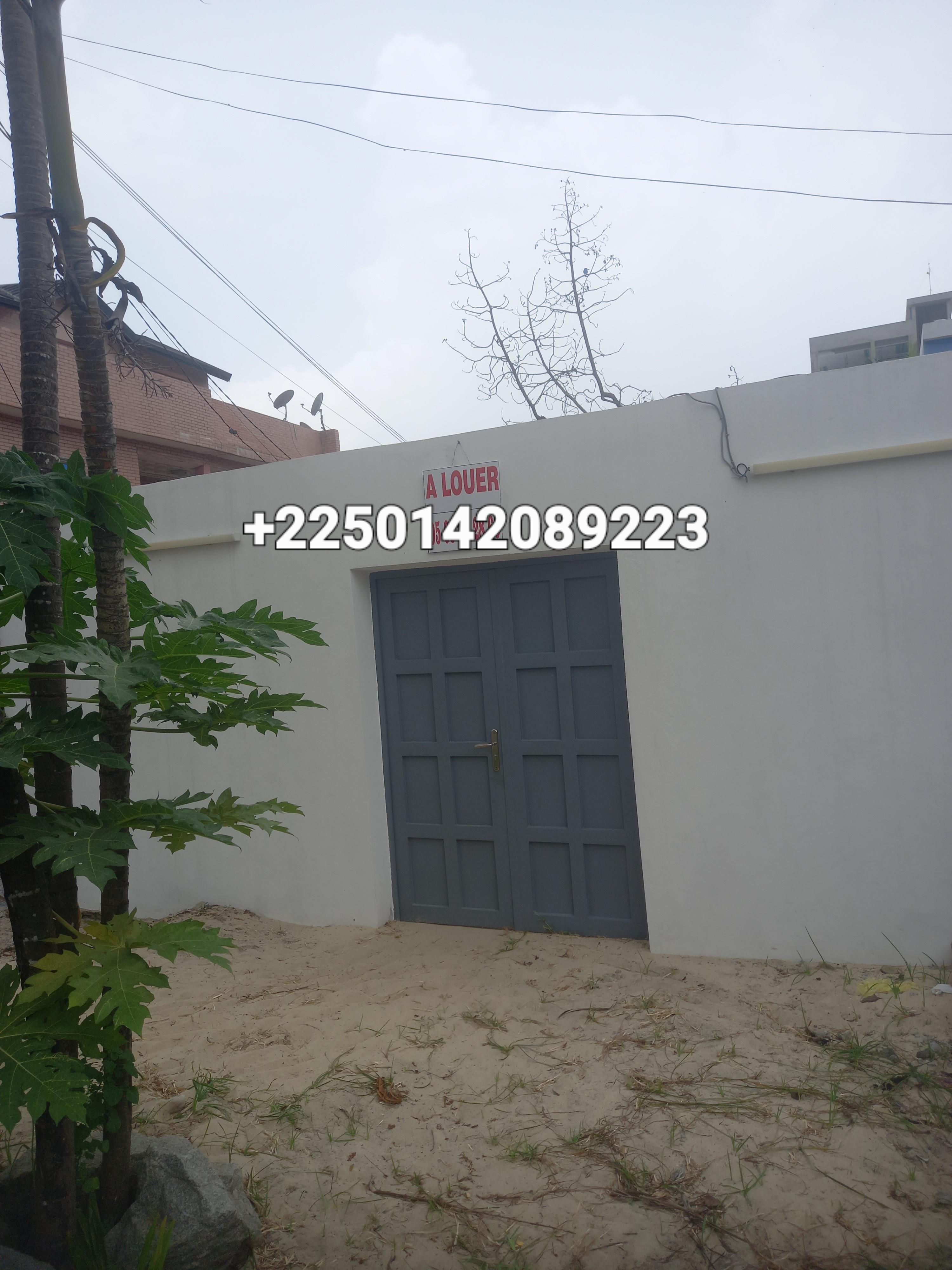 Location d'une Maison / Villa : Abidjan-Marcory (Zone4 )