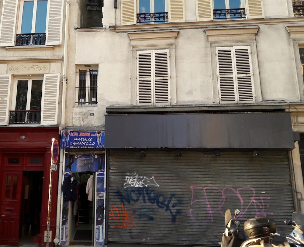 Paris : la plus petite maison sâ€™appelle  le 39 rue du ChÃ¢teau d'Eau â€“ XÃ¨me.