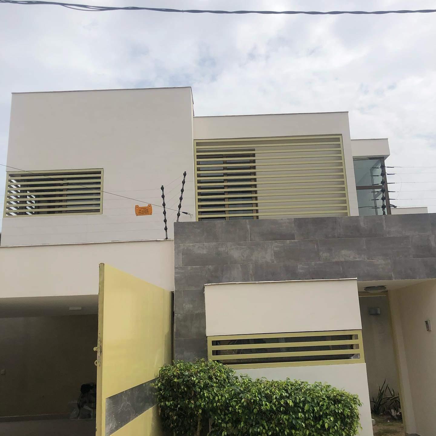 Location d'une Maison / Villa : Abidjan-Cocody-Riviera (M'Badon)