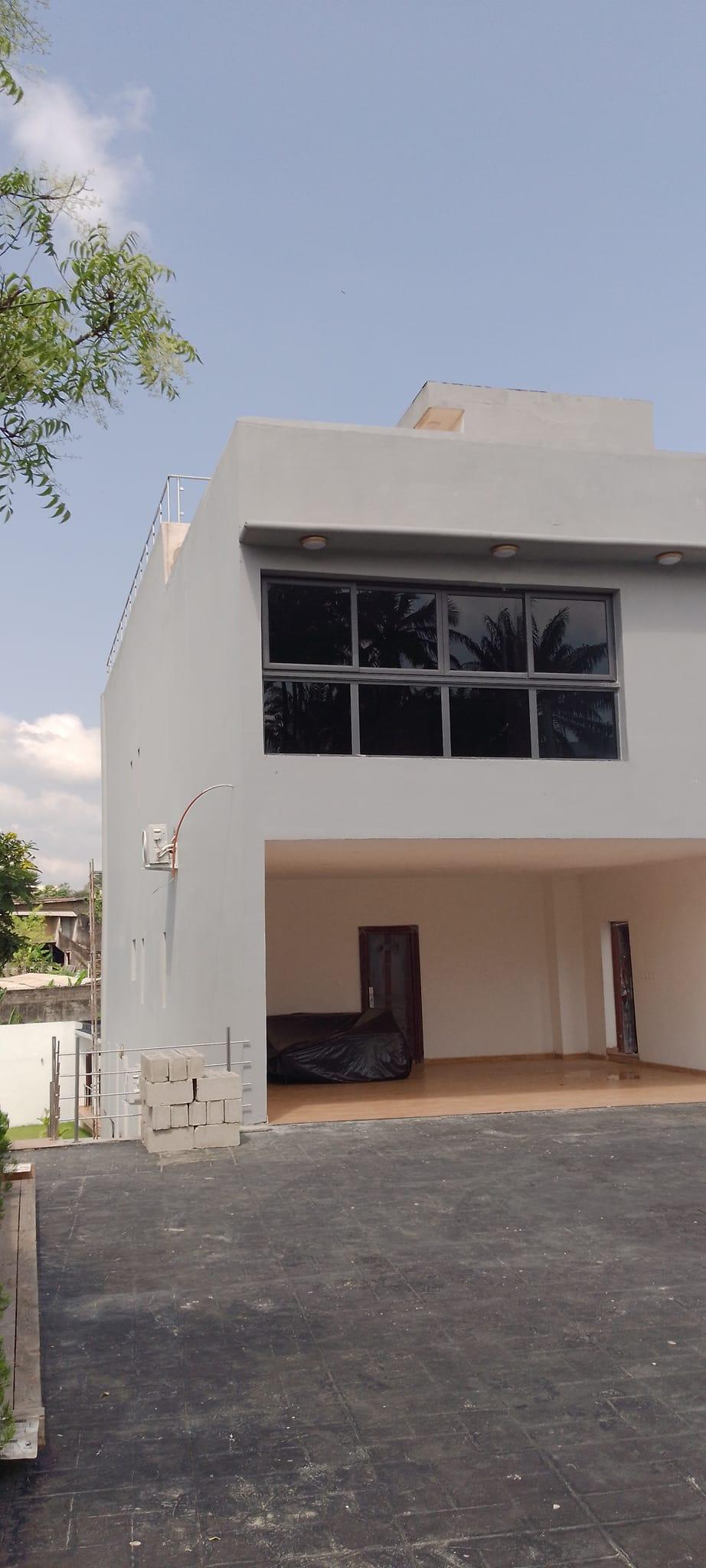 Location d'une Maison / Villa : Abidjan-Cocody-2 Plateaux (vallon)