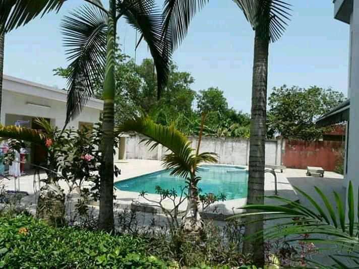 Vente d'une Maison / Villa : Abidjan-Yopougon (Millionaire)