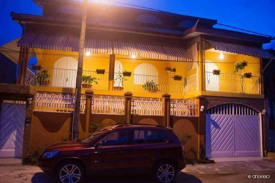 Vente d'une Maison / Villa : Abidjan-Cocody-Angré (Soleil 3)