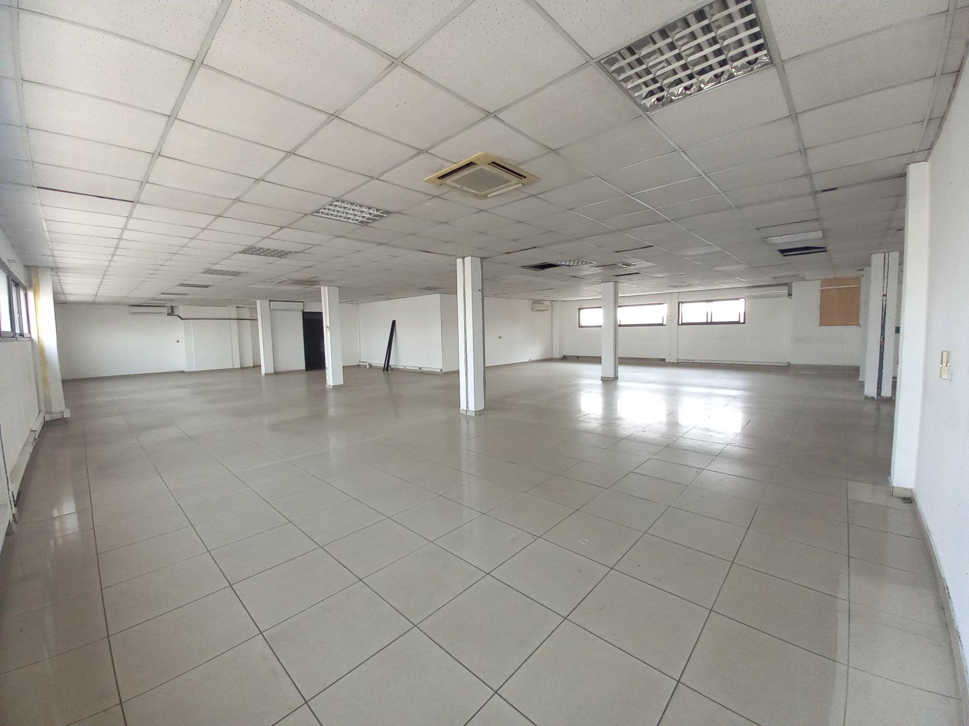 Location d'un Atelier / Magasin : Abidjan-Marcory (VGE)
