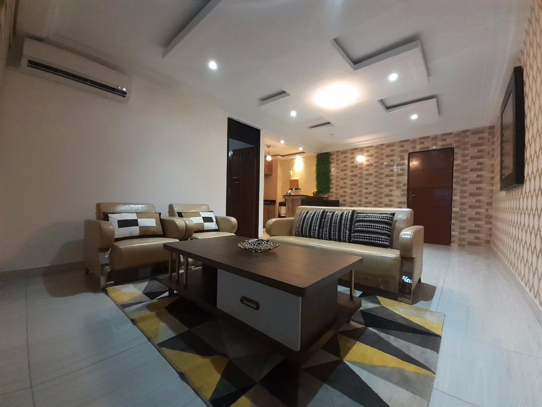 Location meublée d'un Appartement : Abidjan-Cocody-2 Plateaux (Vallons )