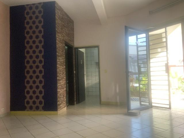 Location d'un Bureau à 325.000 FCFA  : Abidjan-Cocody-Riviera (Bonoumin)