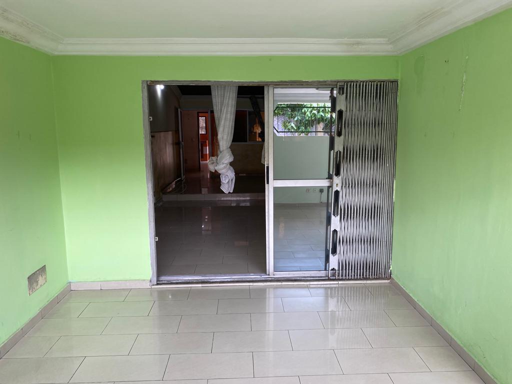 Location d'une Maison / Villa : Abidjan-Cocody-Angré (Djibi 3)