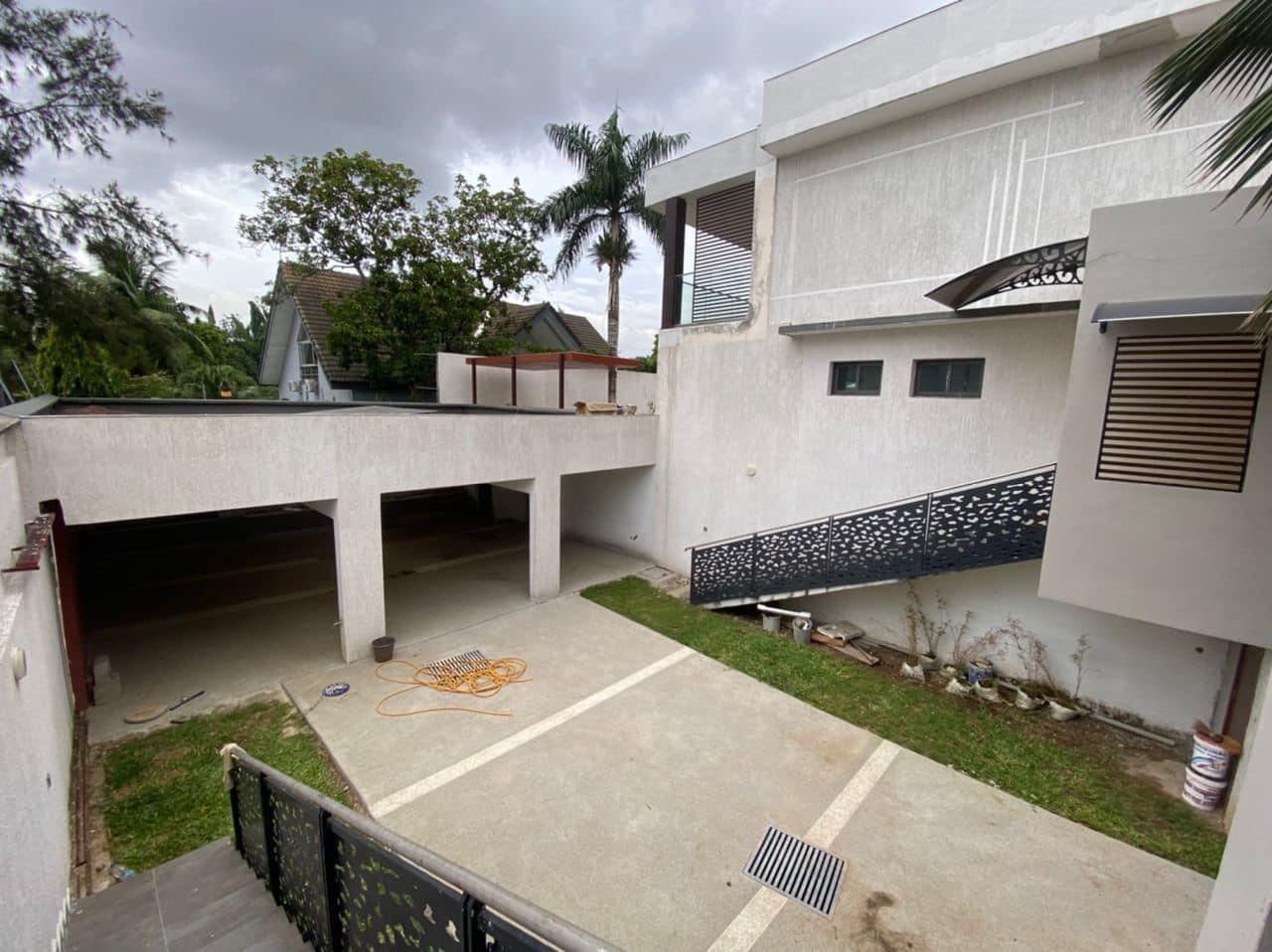 Vente d'une Maison / Villa de 9 pièce(s) à 170.000.000 FCFA : Abidjan-Cocody-Riviera (Rivera 3)