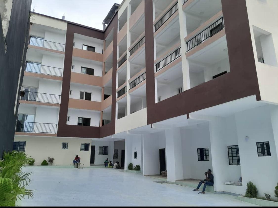 Vente d'un Immeuble : Abidjan-Cocody-2 Plateaux (Cocody )
