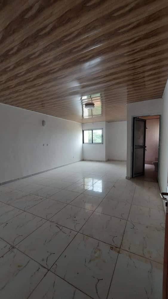 Vente d'une Maison / Villa : Abidjan-Bingerville (Palais de justice )
