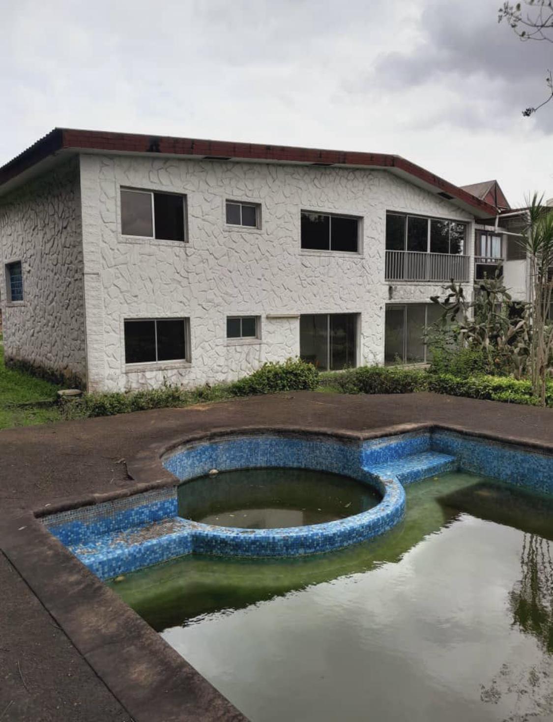 Vente d'une Maison / Villa : Abidjan-Cocody centre (École deGendarmerie)
