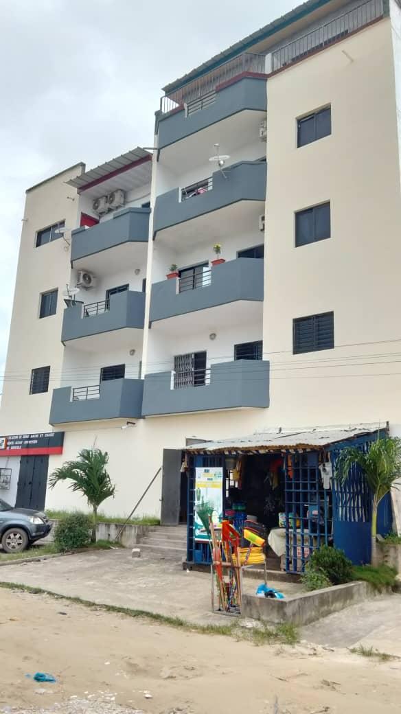 Vente d'un Immeuble à 7.500.000.000 FCFA  : Abidjan-Cocody-Riviera (Faya )