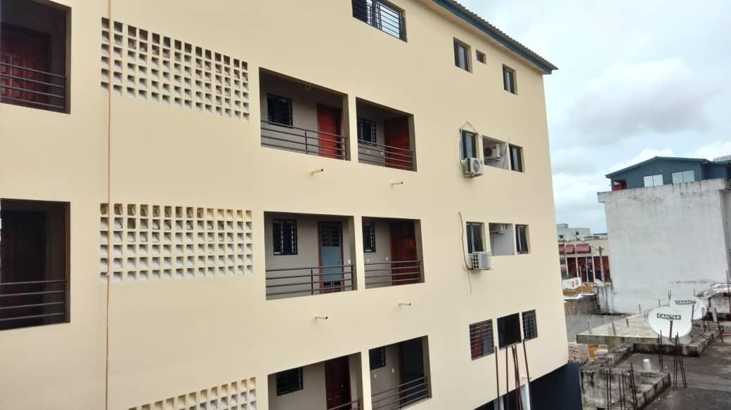 Vente d'un Immeuble à 7.500.000.000 FCFA  : Abidjan-Cocody-Riviera (Faya )