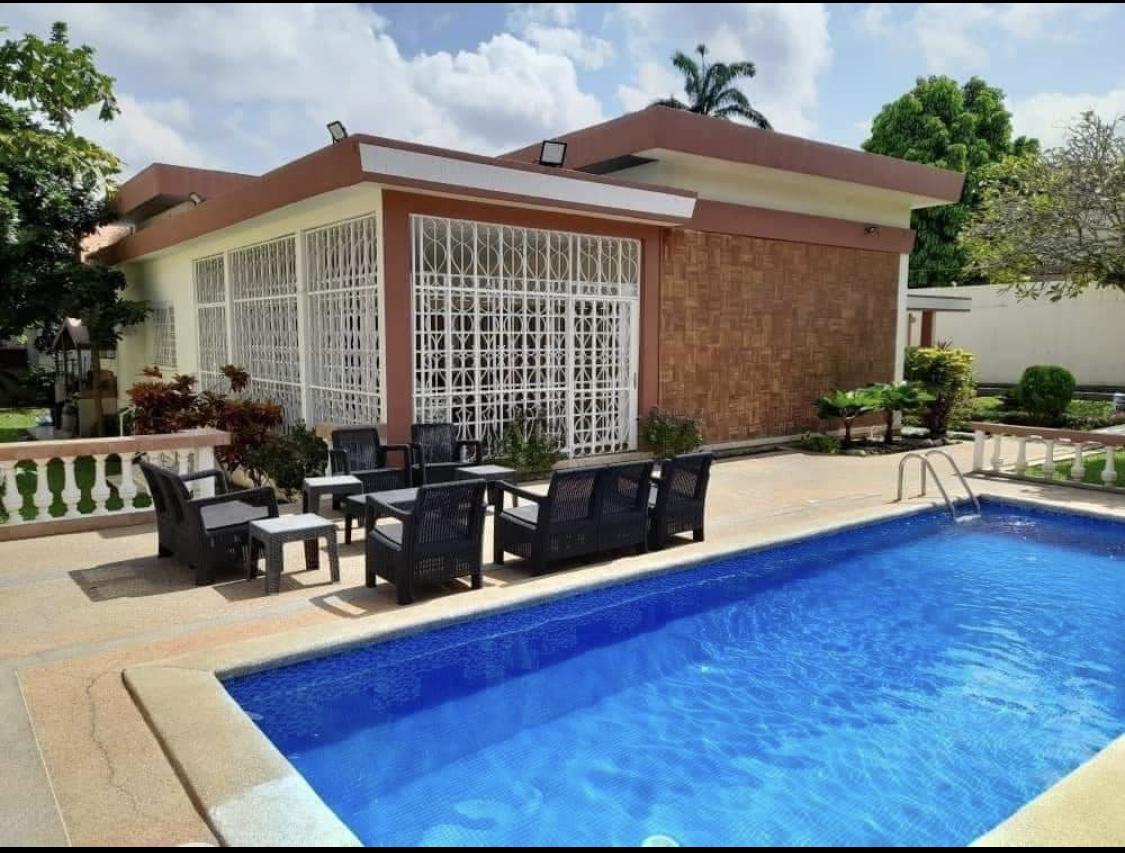 Vente d'une Maison / Villa : Abidjan-Cocody centre (Cocody DANGA )