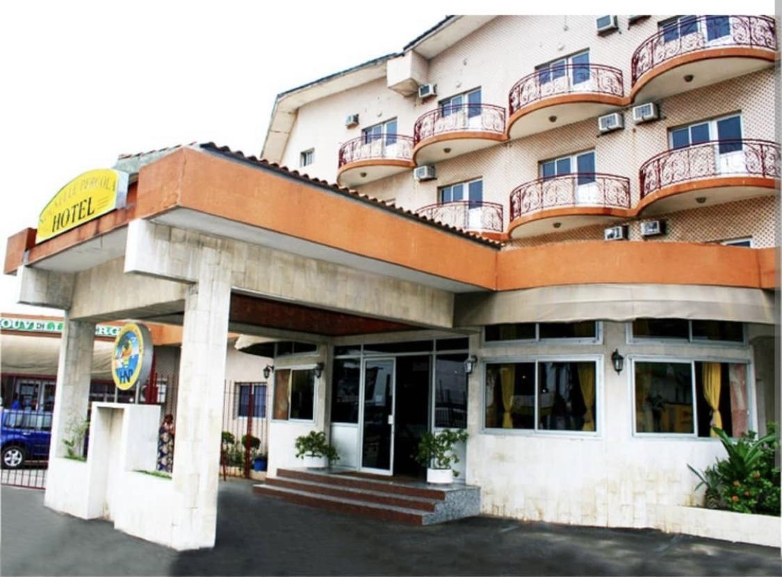 Vente d'un Hôtel : Abidjan-Cocody-2 Plateaux (Cocody 2)