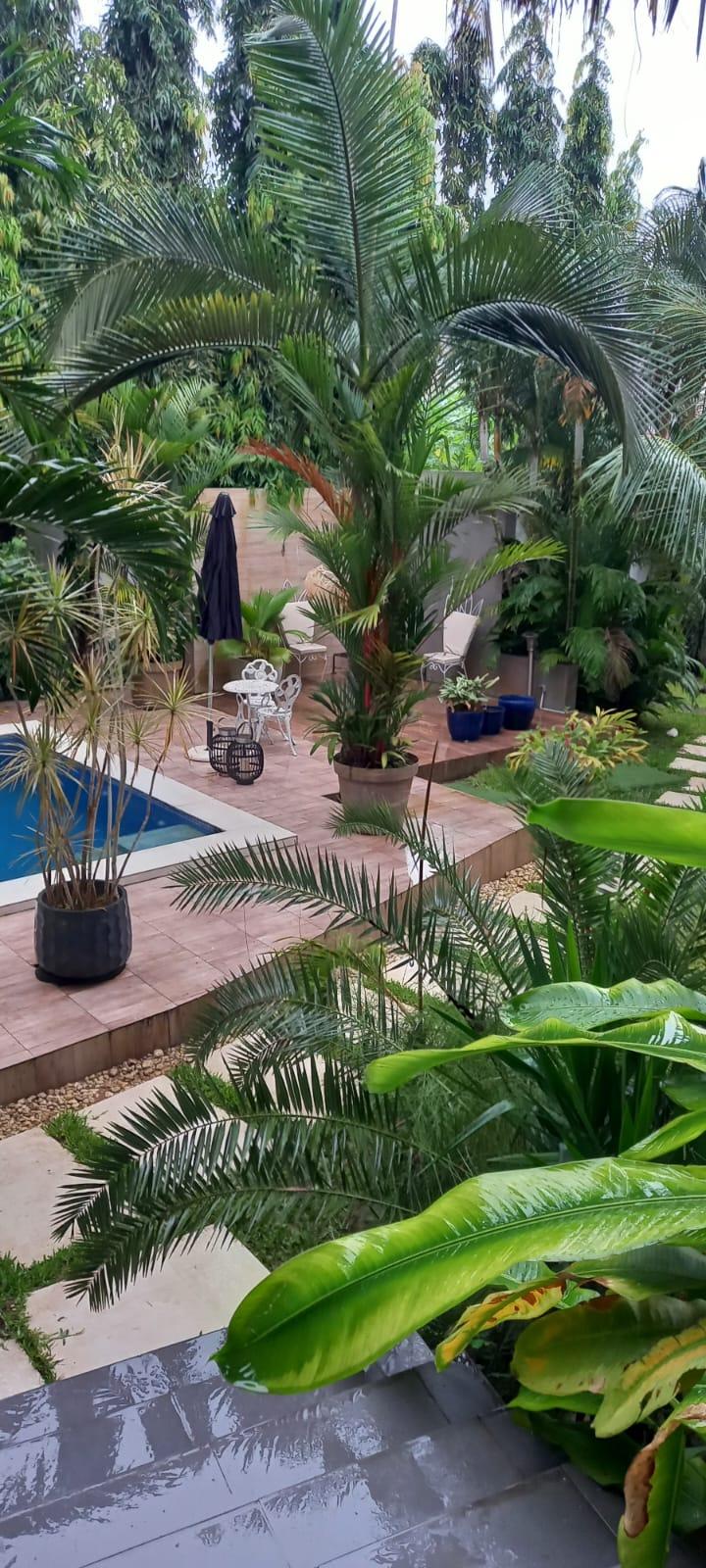 Vente d'une Maison / Villa : Abidjan-Cocody-Angré (Chu)