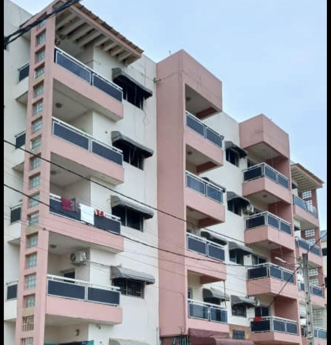 Vente d'un Immeuble à 650.000.000 FCFA  : Abidjan-Cocody-Riviera (Cocody faya )