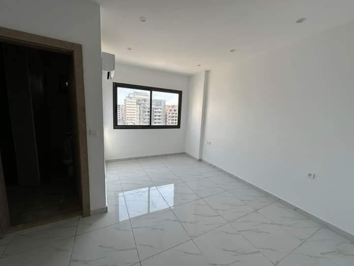 Location d'un Appartement de 4 pièce(s) à 1.000.000 FCFA : Abidjan-Marcory (Residentiel)