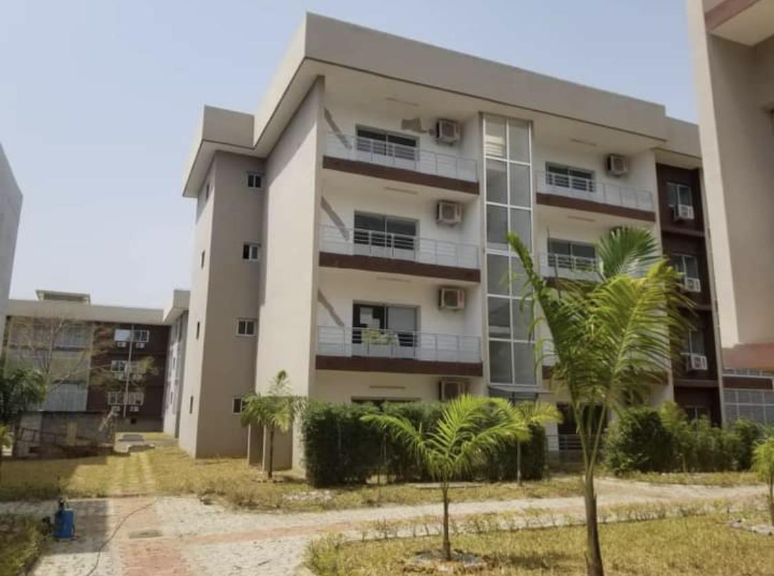 Vente d'un Immeuble à 13.000.000.000 FCFA  : Abidjan-Cocody-Riviera (Rivera 3)
