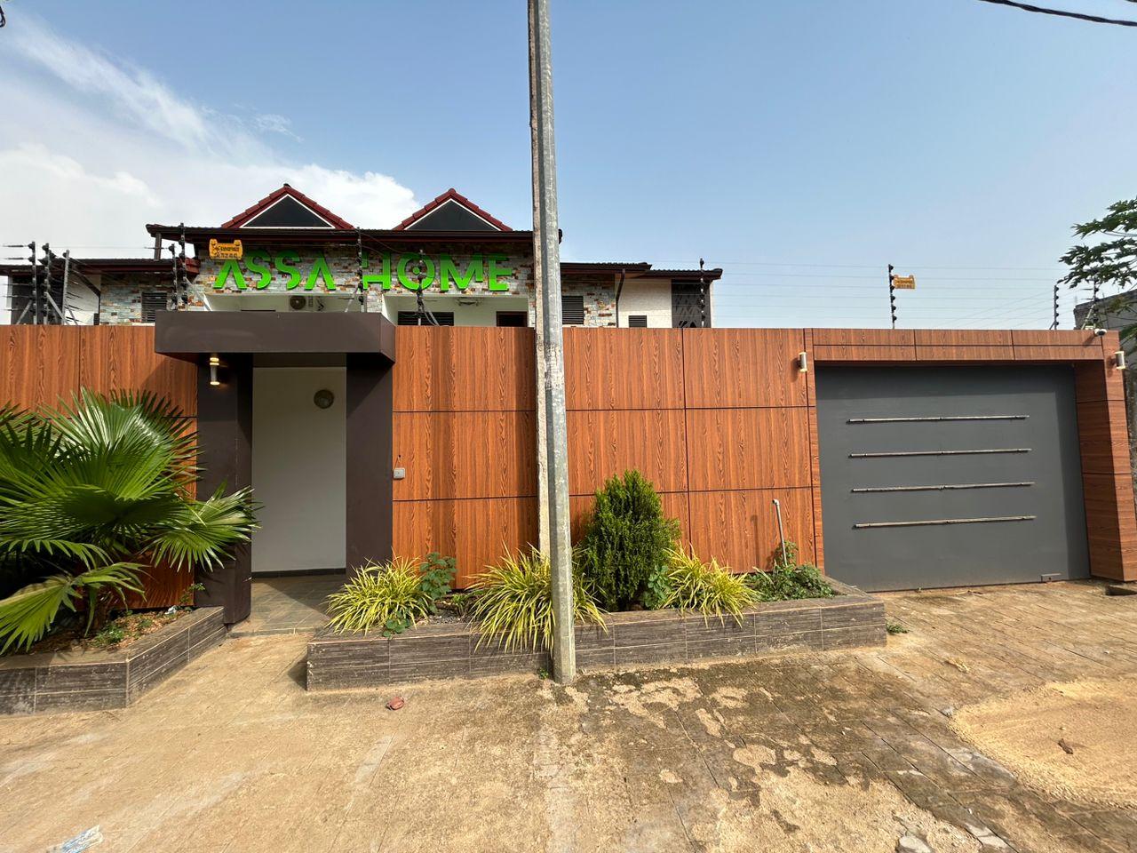Vente d'une Maison / Villa : Abidjan-Cocody-Angré (Angre )