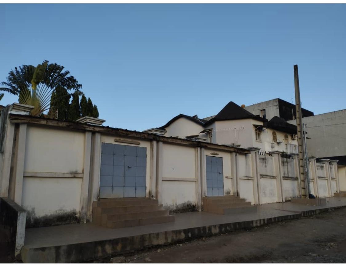 Vente d'une Maison / Villa : Abidjan-Cocody-Riviera (Akouedo )