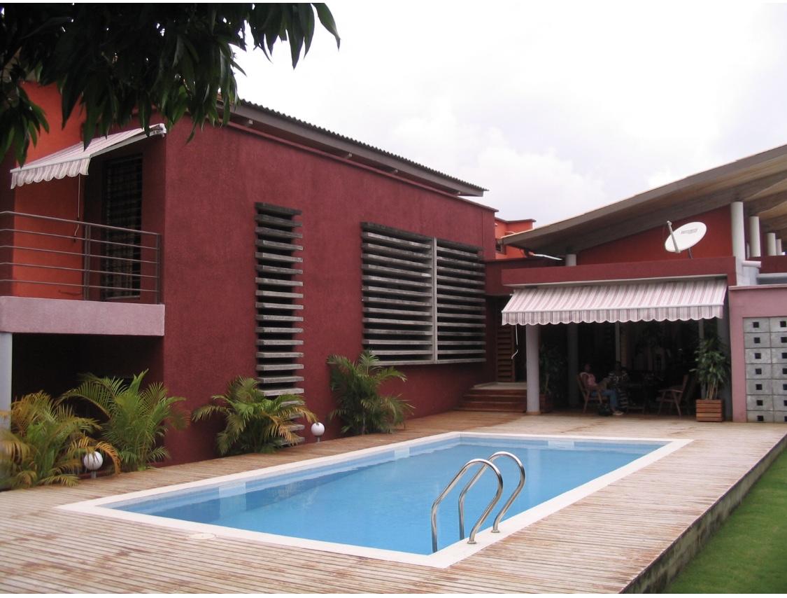 Vente d'une Maison / Villa de 9 pièce(s) à 500.000.000 FCFA : Abidjan-Cocody-2 Plateaux (Attoban )