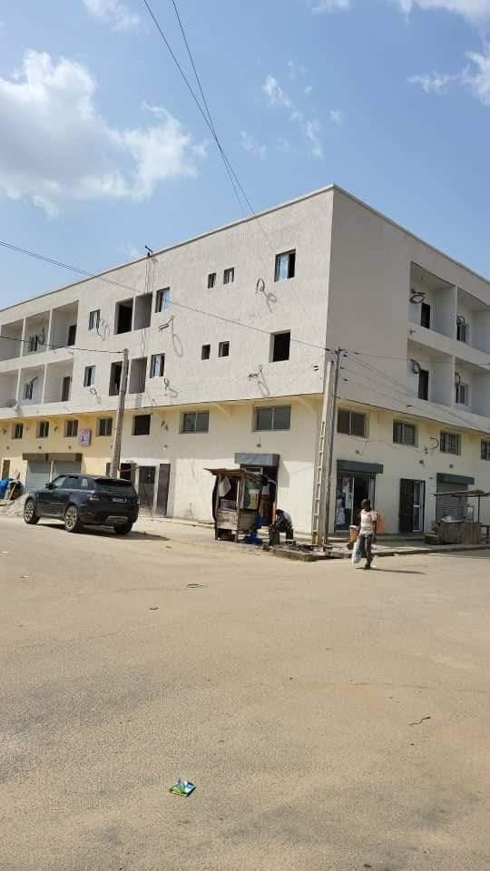 Vente d'un Immeuble à 400.000.000 FCFA  : Abidjan-Cocody-Riviera (Faya )