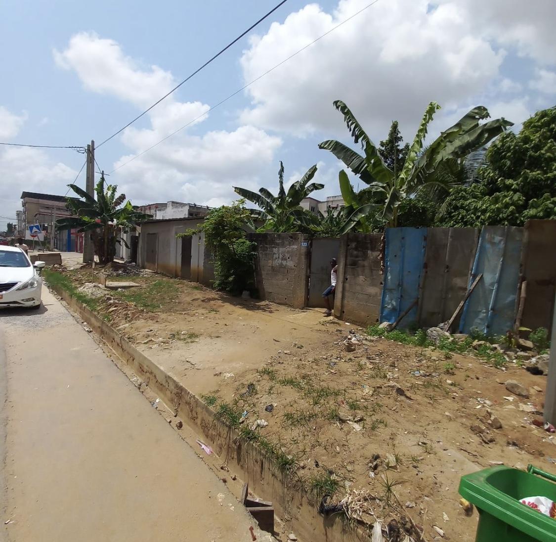Vente d'un Terrain à 600.000 FCFA  : Abidjan-Cocody-Riviera (Rivera golf 4)