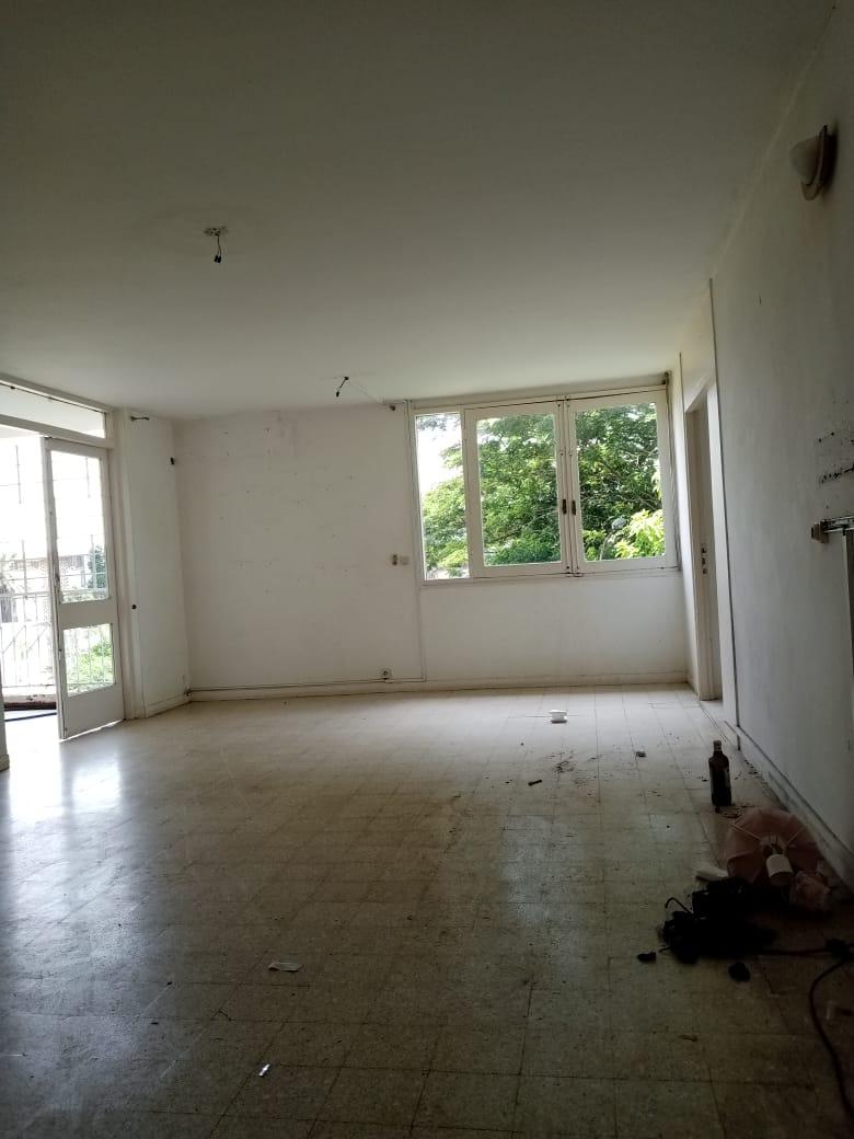 Vente d'un Appartement de 4 pièce(s) à 95.000.000 FCFA : Abidjan-Cocody centre (Cité des arts)
