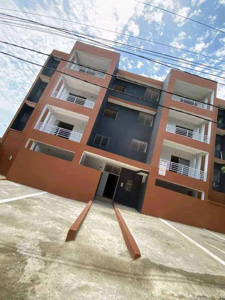 Location d'un Appartement de 3 pièce(s) à 300.000 FCFA : Abidjan-Cocody-Riviera (Bonoumin )