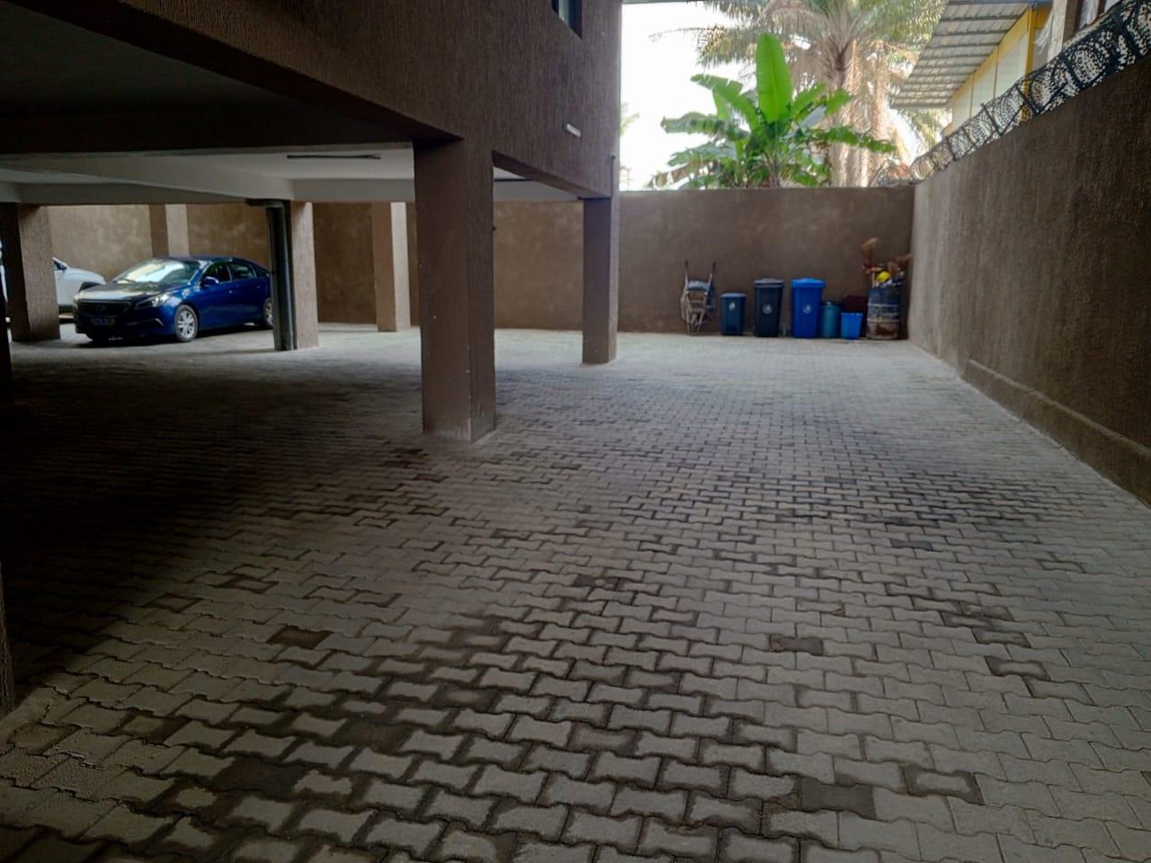 Location d'un Appartement de 5 pièce(s) à 2.000.000 FCFA : Abidjan-Marcory (Zone 4)