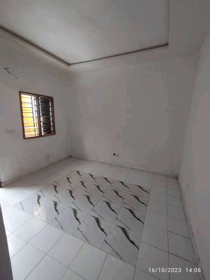 Location d'une Maison / Villa de 2 pièce(s) à 100.000 FCFA : Abidjan-Bingerville (Adjin)