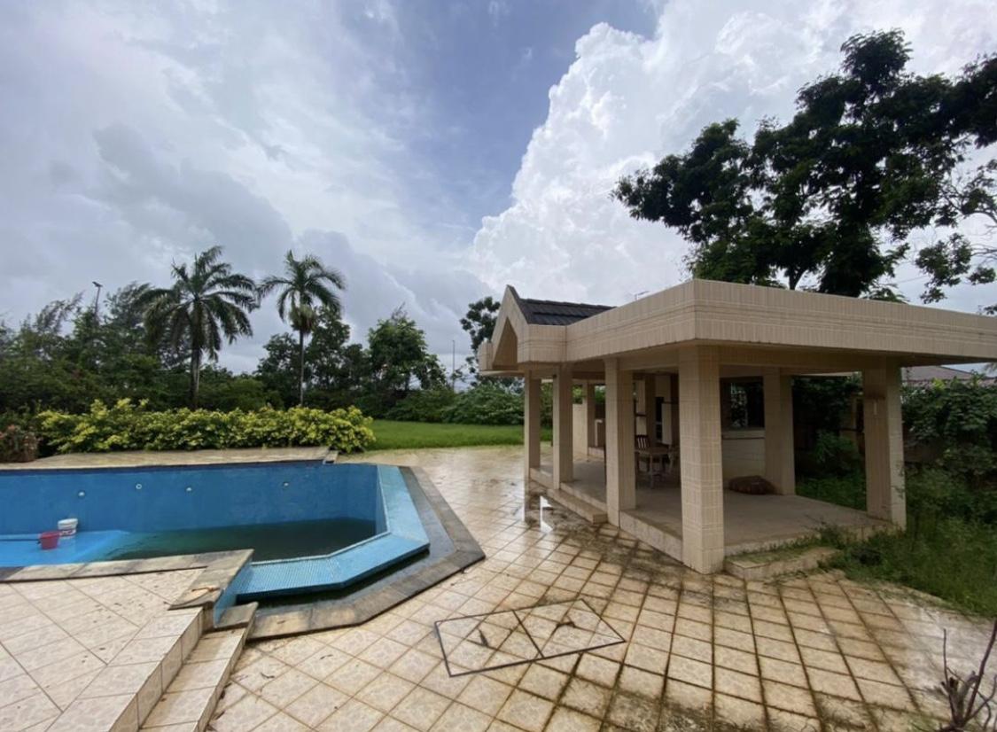Location d'une Maison / Villa : Abidjan-Cocody-Riviera (Rivera 4)