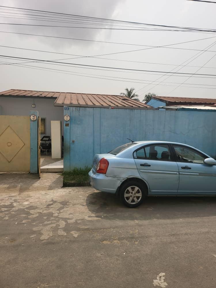 Vente d'une Maison / Villa : Abidjan-Cocody-Riviera (Palmeraie)