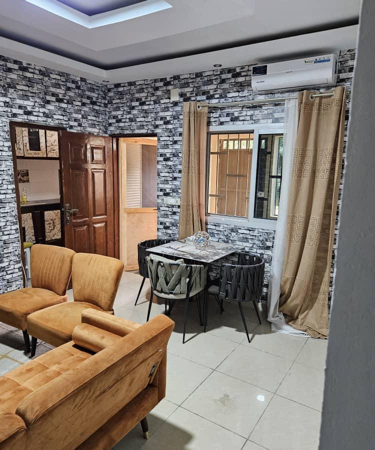 Location d'un Appartement de 4 pièce(s) à 1.200.000 FCFA : Abidjan-Cocody-Riviera (Riviera 4 nbadon )