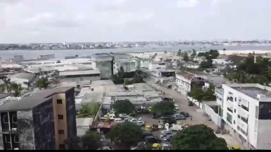 Vente d'un Terrain : Abidjan-Cocody-Riviera (Mpouto )