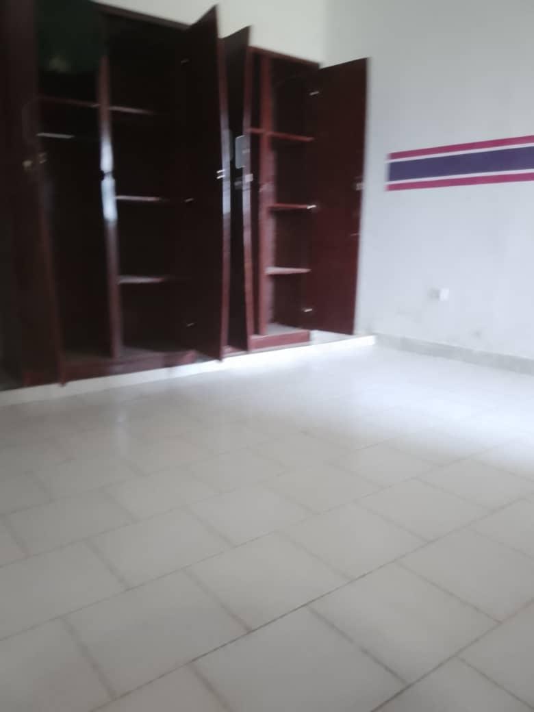 Location d'un Appartement de 3 pièce(s) à 200.000 FCFA : Abidjan-Cocody-Angré (Angre)