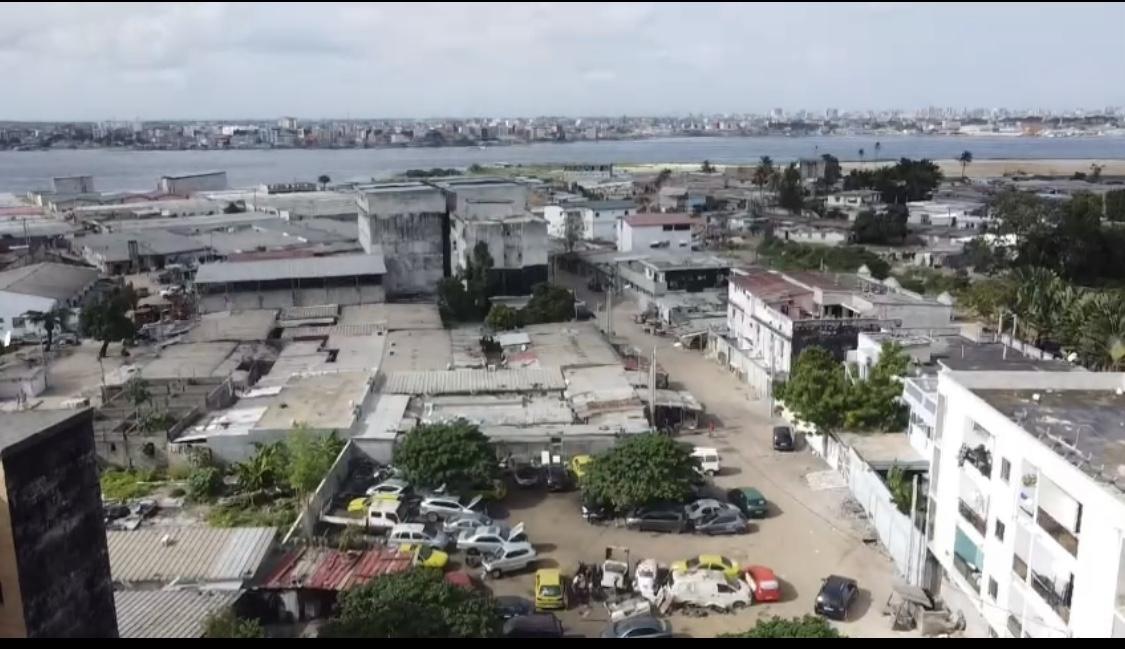 Vente d'un Terrain : Abidjan-Cocody-Riviera (Rivera 4)