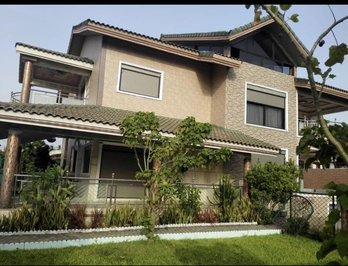 Vente d'une Maison / Villa de 17 pièce(s) à 1.500.000.000 FCFA : Abidjan-Cocody-Riviera (Cocody golf 1)